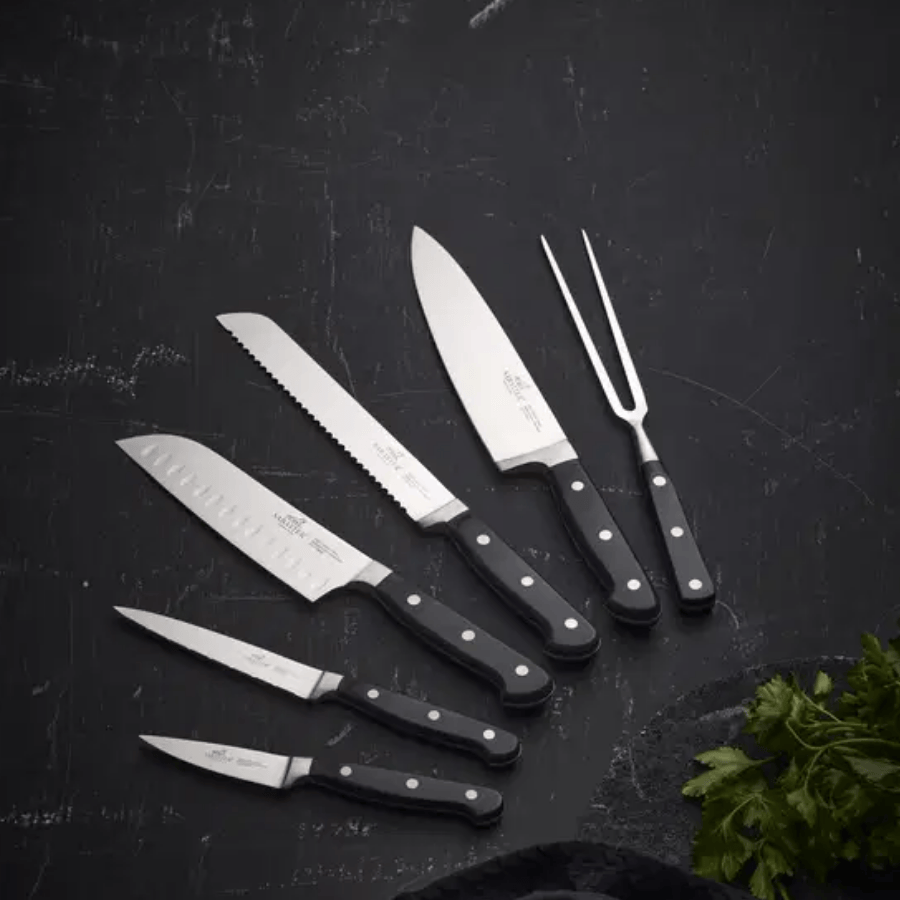 Lion Sabatier Knivsæt 6 dele, urte, tomat, santoku, brød og kokkekniv samt stegegaffel i stål/sort, Pluton